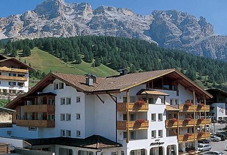 Hotel Falzares San Cassiano  Exteriér fotografie