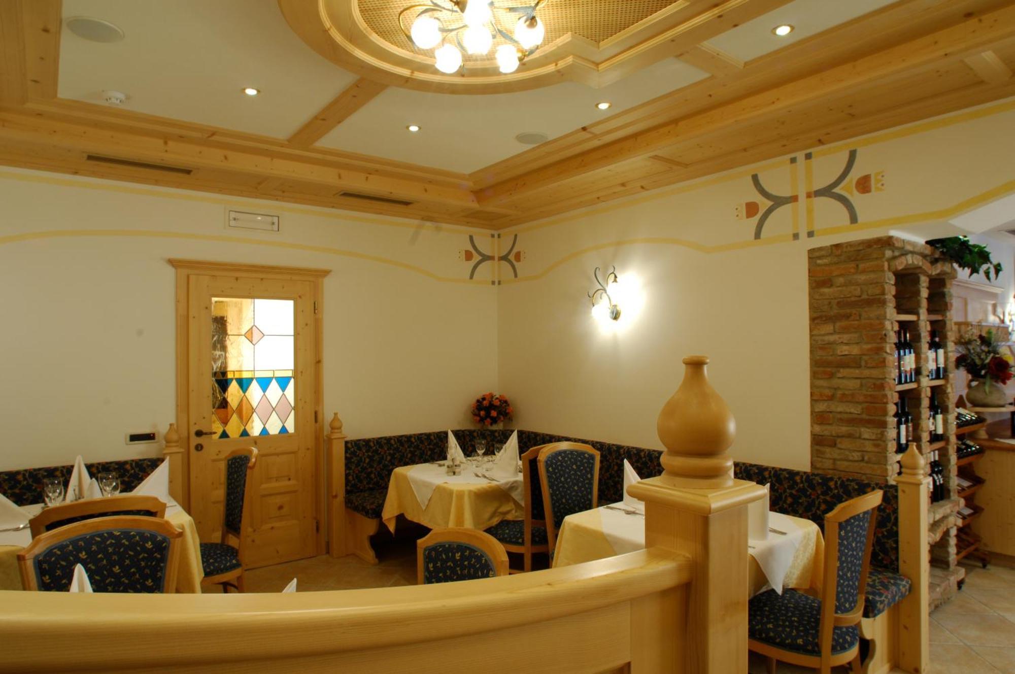 Hotel Falzares San Cassiano  Exteriér fotografie