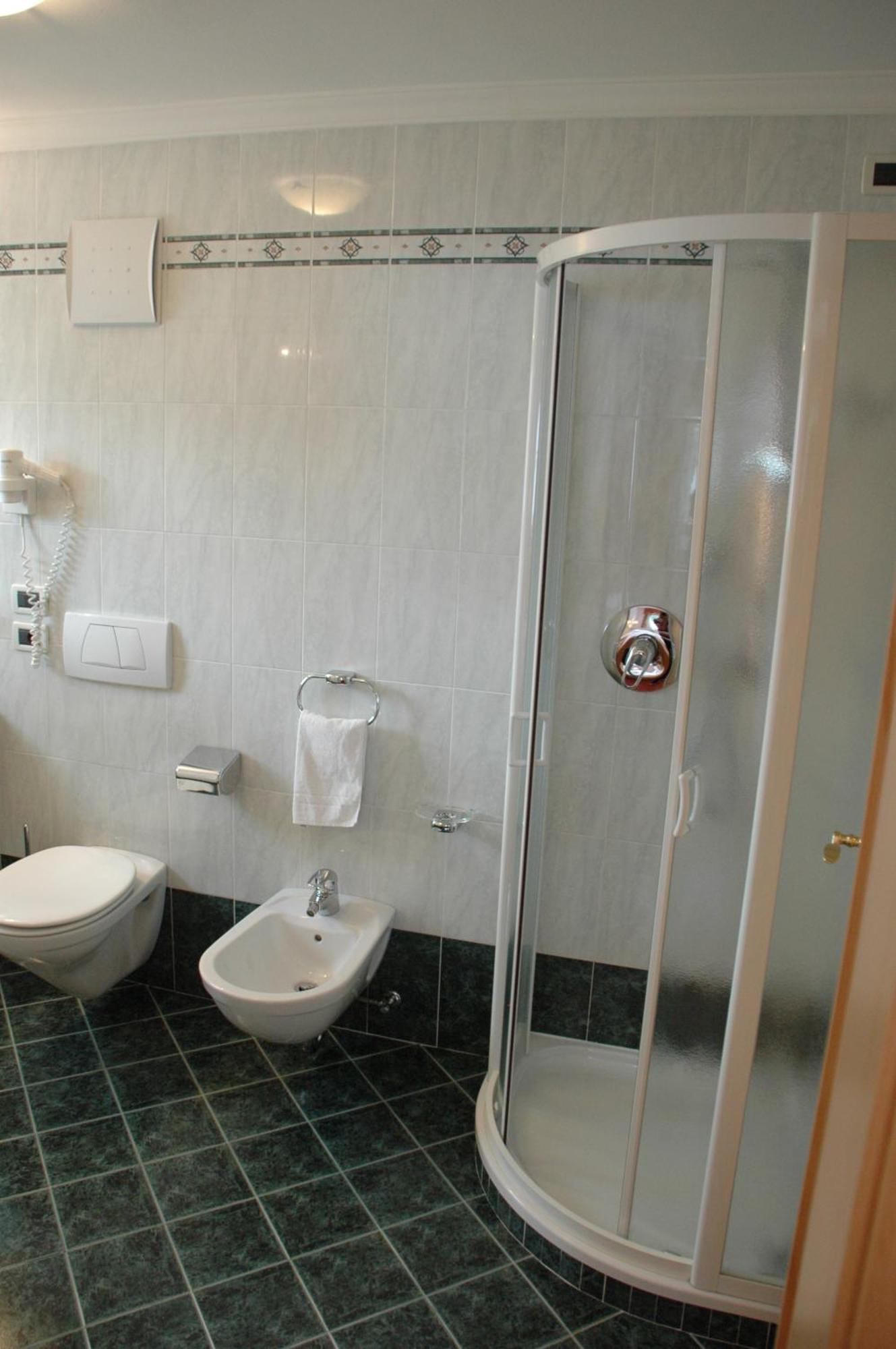 Hotel Falzares San Cassiano  Pokoj fotografie